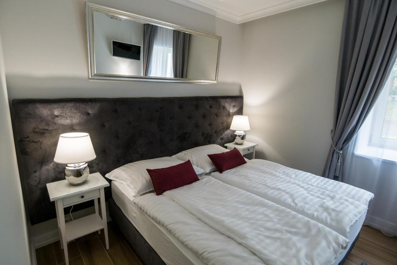 Am Kastiel Penzion Rimavská Sobota Extérieur photo